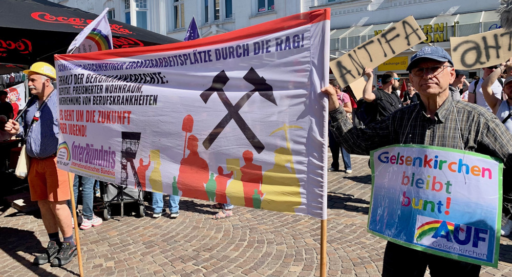 web auf gelsenkirchen transparent kfa interbuendnis